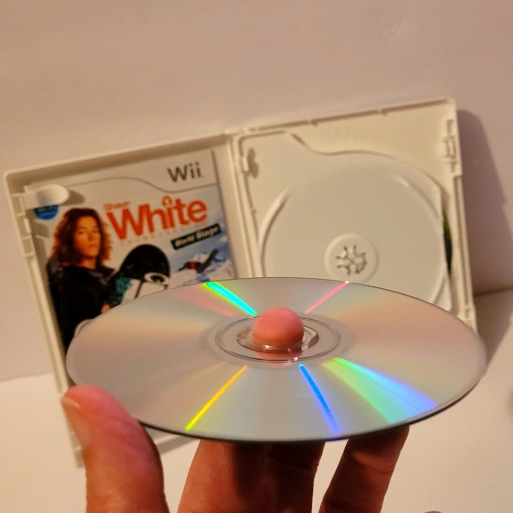 Shaun White Snowboarding: World Stage for Wii Video Game